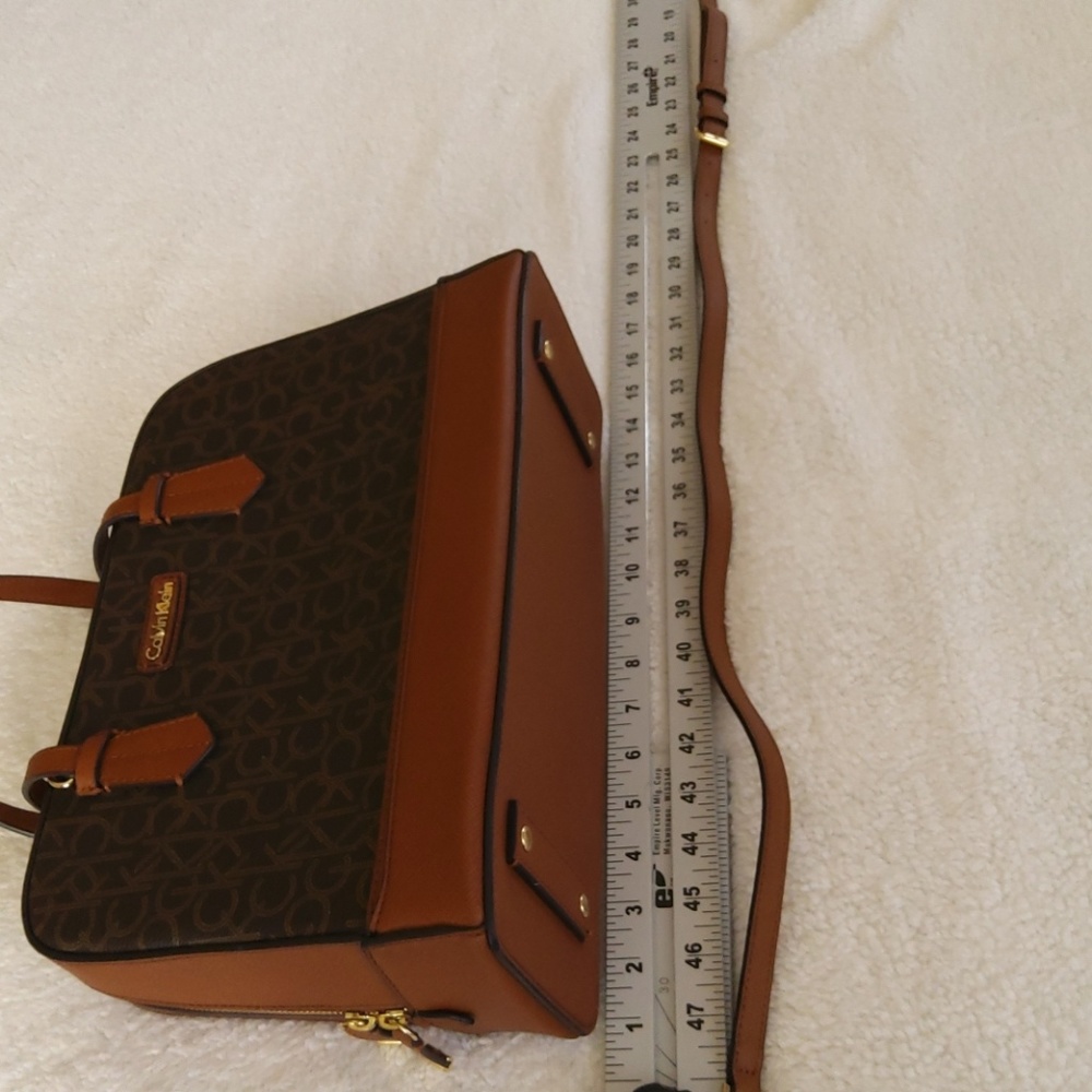Purse - Picture 2 of 5